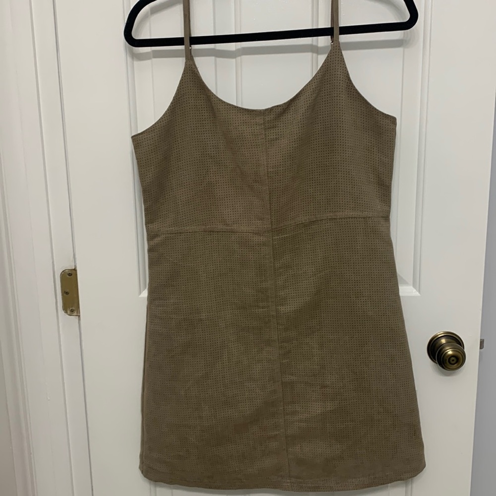 Sam Edelmam M Brown Dress — very cute! Lined